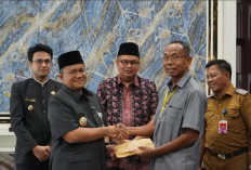 Pemkot Jambi Serahkan Bantuan 162 Juta Bagi Korban Kebakaran