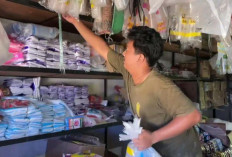 Imbas Konflik Timur Tengah, Harga Jual Plastik di Batang Hari Naik Rp. 60 Ribu Per Kilogram