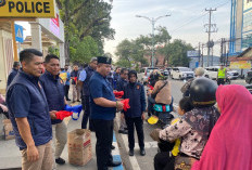 Ditresnarkoba Polda Jambi Bagikan Takjil kepada Masyarakat, Wujud Kepedulian di Bulan Ramadan