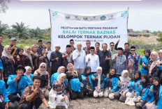 Wabup Muaro Jambi Letakkan Batu Pertama Balai Ternak Baznas, Dorong Peternak Naik Kelas