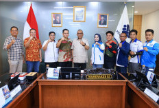 Wamenaker Bertindak Cepat Atas Permasalahan Kerja di Hari Libur Nasional Wajib Bayar Lembur