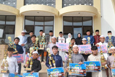 Bupati dan Wakil Bupati Tanjab Barat Laksanakan Salat Idulfitri 1447 H di Masjid Syekh Usman