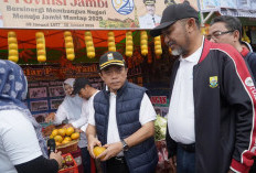 Gubernur Jambi Al Haris Buka Pasar Tani di Lapangan Garuda 