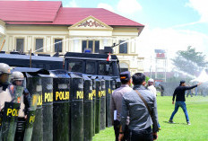 Polda Jambi Gelar Apel dan Simulasi Sispamkota, Perkuat Kesiapsiagaan Hadapi Potensi Gangguan Kamtibmas