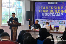Dorong UMKM Naik Kelas, Wawako Diza Buka Pelatihan Leadership & Team Building Bootcamp for Employee