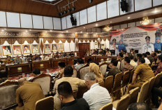 Gubernur Jambi Evaluasi Pembangunan Jalan Khusus Batubara, Tiga Perusahaan Dihadirkan