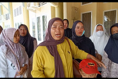 Menangis Haru, Mak Mak Ngadu Ke DPRD Sarolangun Minta Tutup Pabrik Sawit PT.SMM