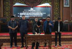 Gubernur Al Haris Hadiri Paripurna DPRD, Tandatangani Nota Kesepakatan Perubahan APBD 2026