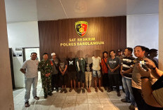 5 Warga SAD Pelaku Pengeroyokan  Oknum TNI di Air Hitam Serahkan Diri Ke Polisi 