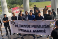 Dua Anggota Dewan Ikut Serta Dalam Aksi Demo di Kantor Gubernur Jambi