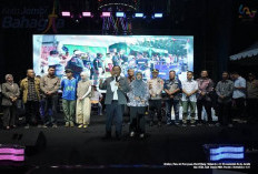 Warga Jambi Tumpah Ruah Dimalam Puncak Pesta Rakyat Kota Jambi, Wujud Kebahagiaan Dari Elemen Masyarakat