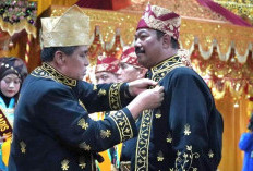 Kajati Sugeng Hariadi dianugerahi Gelar Adat Melayu Jambi