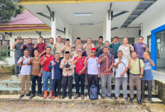 Mayoritas Perusahaan Absen, Ketua DPRD Muaro Jambi Kesal Soal Kerusakan Jalan di Sungai Gelam